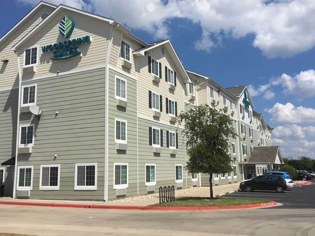 Woodspring Suites Kansas City 利伯蒂 外观 照片